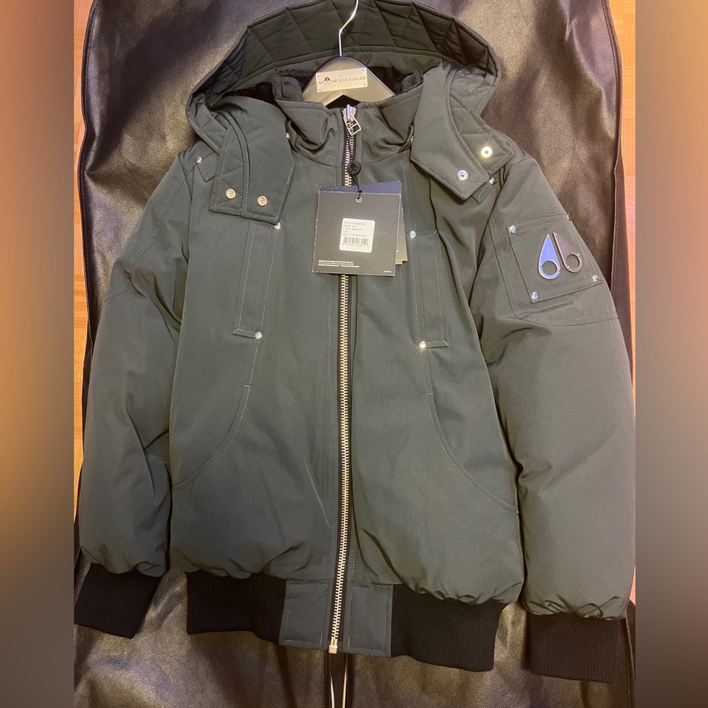 !!NEW!! KIDS UNISEX MOOSE KNUCKLES BOMBER!!